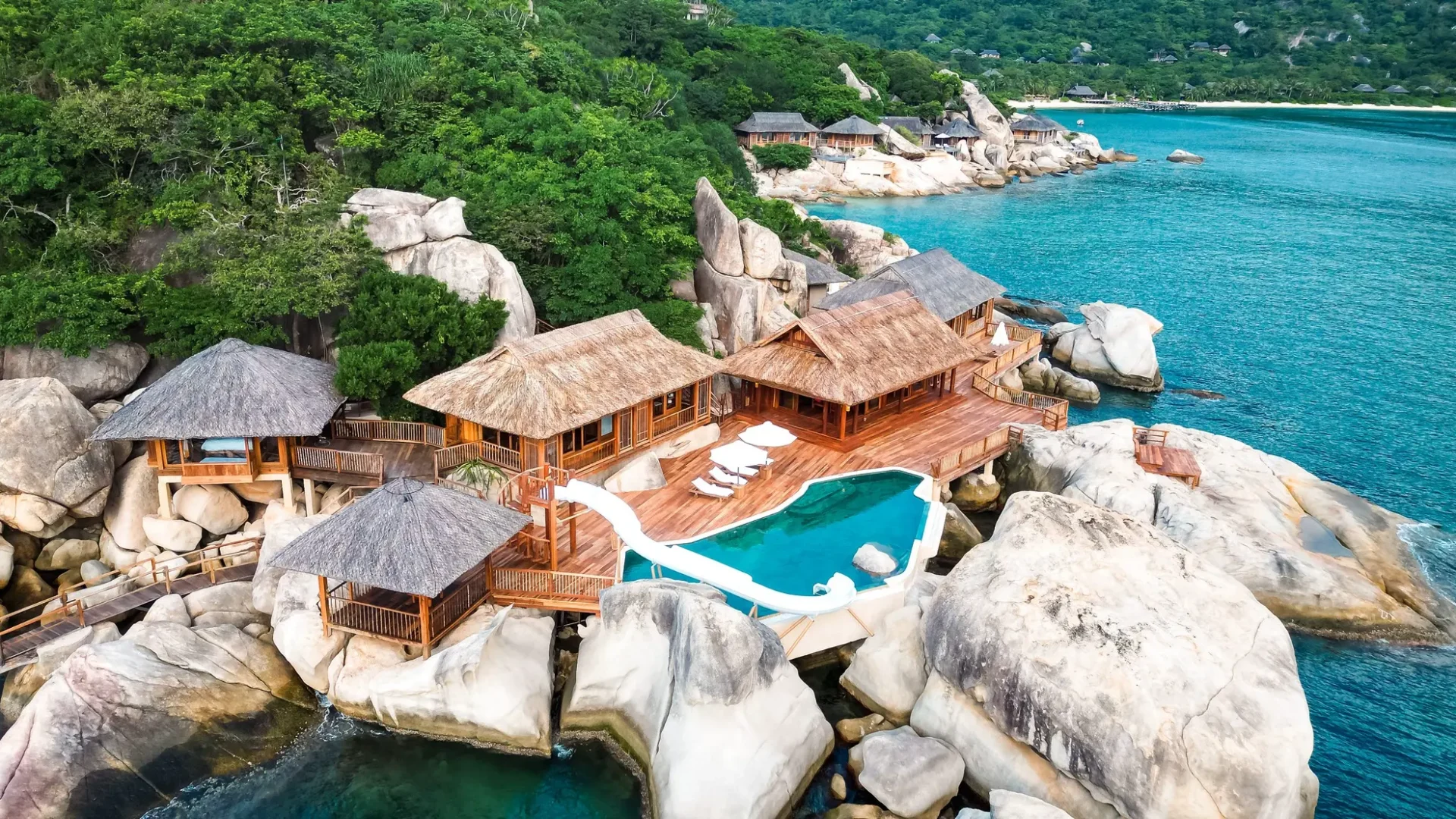 SEE CLUB - Hơi thở Địa Trung Hải giữa thiên nhiên Việt Nam
